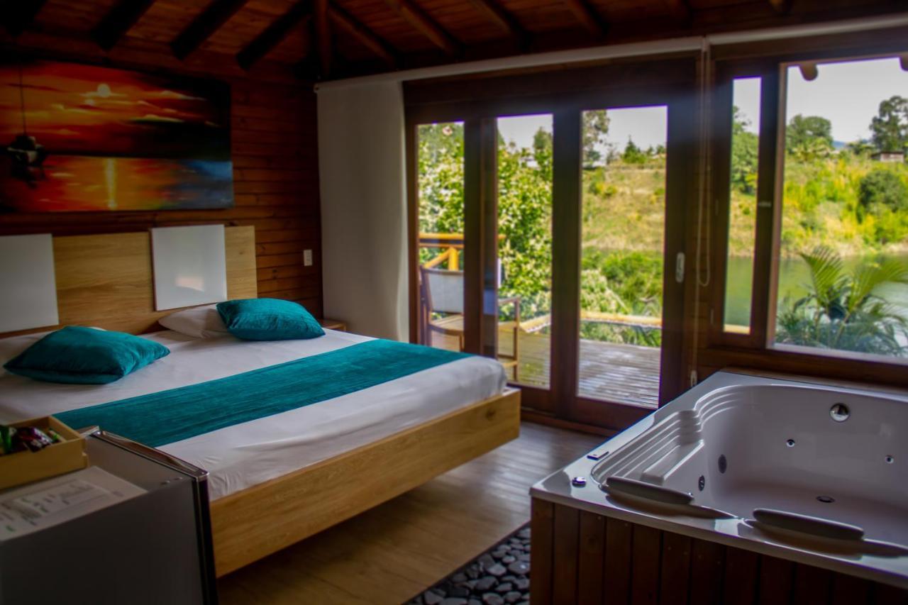Sotavento Cabanas Guatapé Exteriör bild